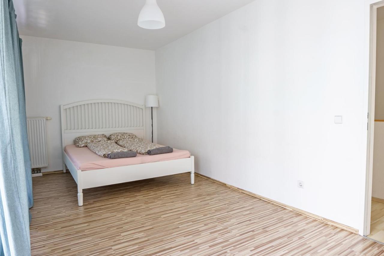 1230 * Vienne